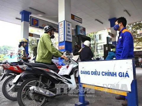 Không tăng giá xăng dầu, giá điện đến hết quý II năm 2020